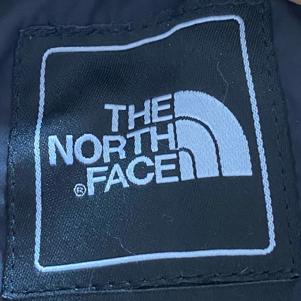 NORTHFACE PUFFER JACKET LIKE NEW